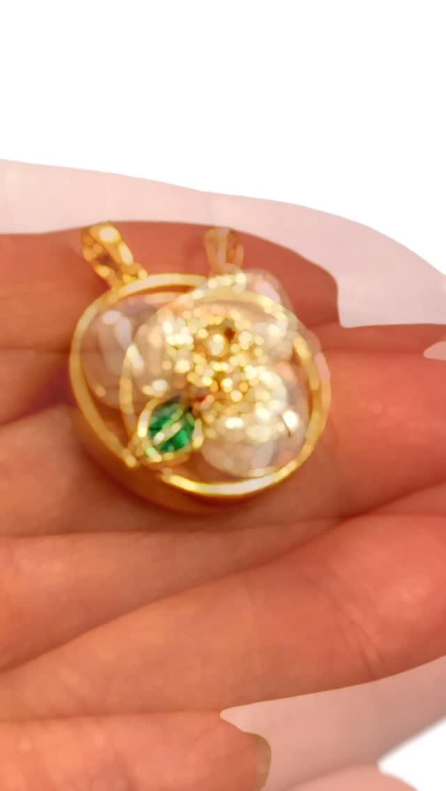 Post 6 by Peppy Beads on Instagram (video)