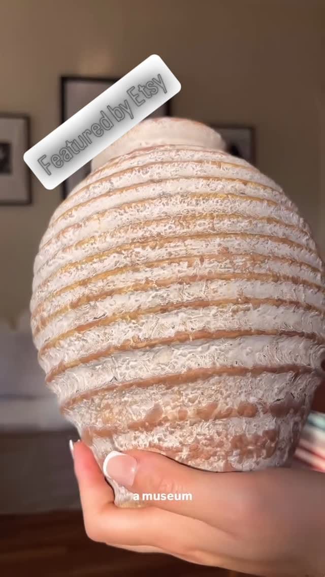 Post 5 by Peppy Beads on Instagram (video)