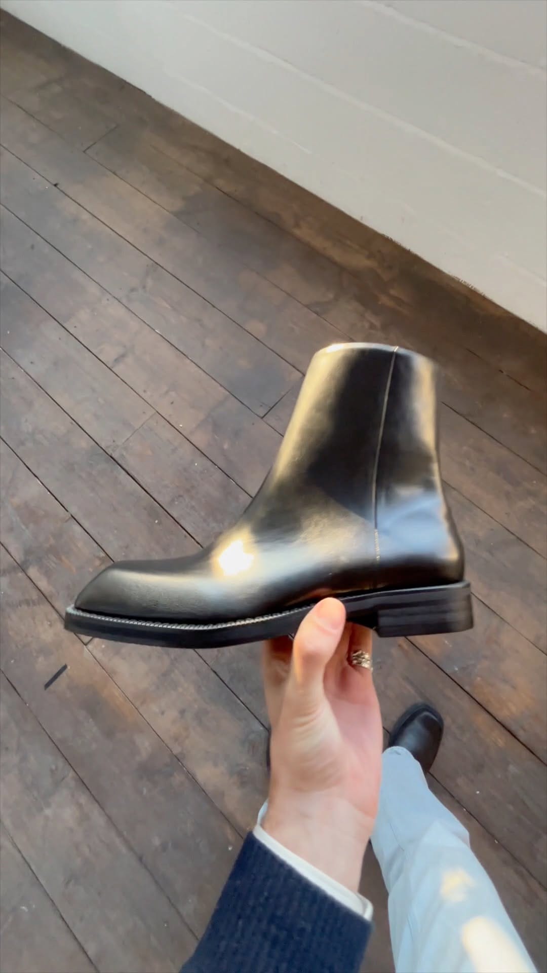 Post 4 by Olive Menswear on Instagram (video)