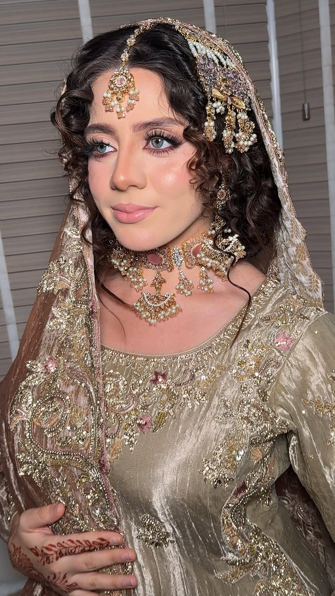Post 4 by Poze | • Shoes • Bags • jewellery Party & Bridal on Instagram (video)