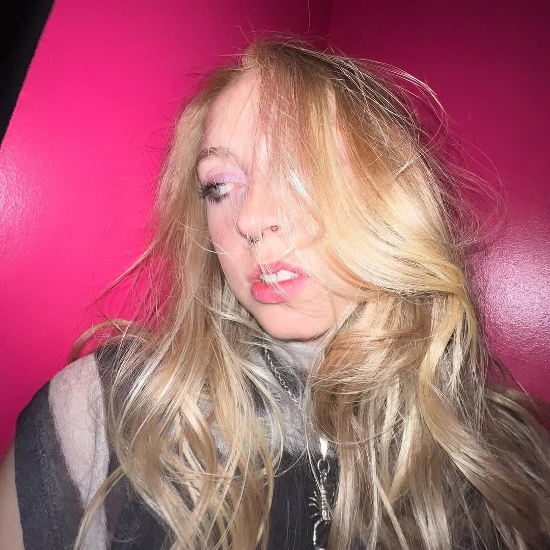 Post 2 by Mia Kitty on Instagram (carousel)
