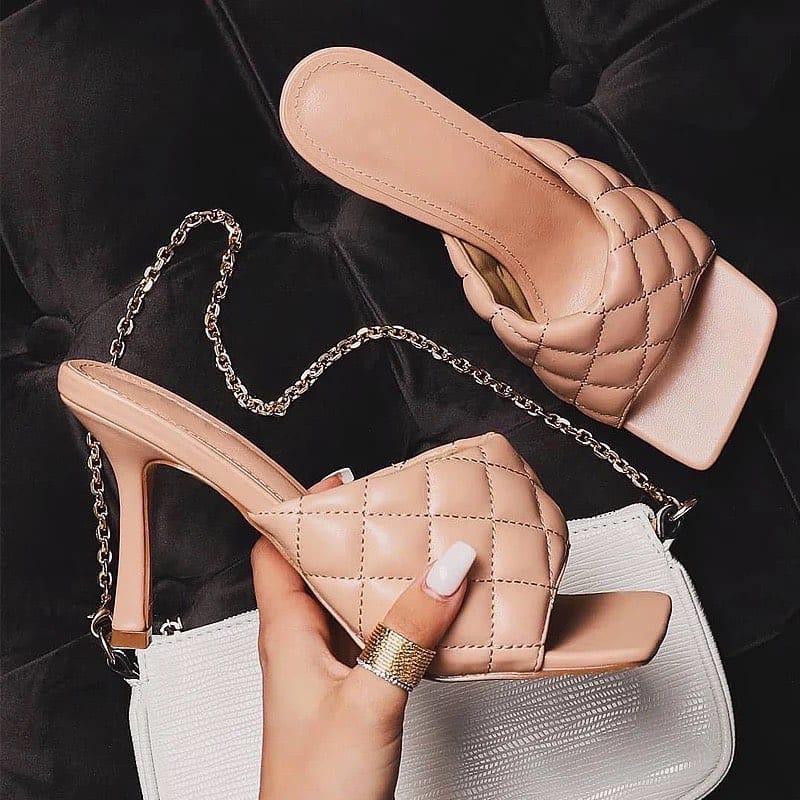 Post 1 by L U X  L O N D O N ✨ on Instagram (image)