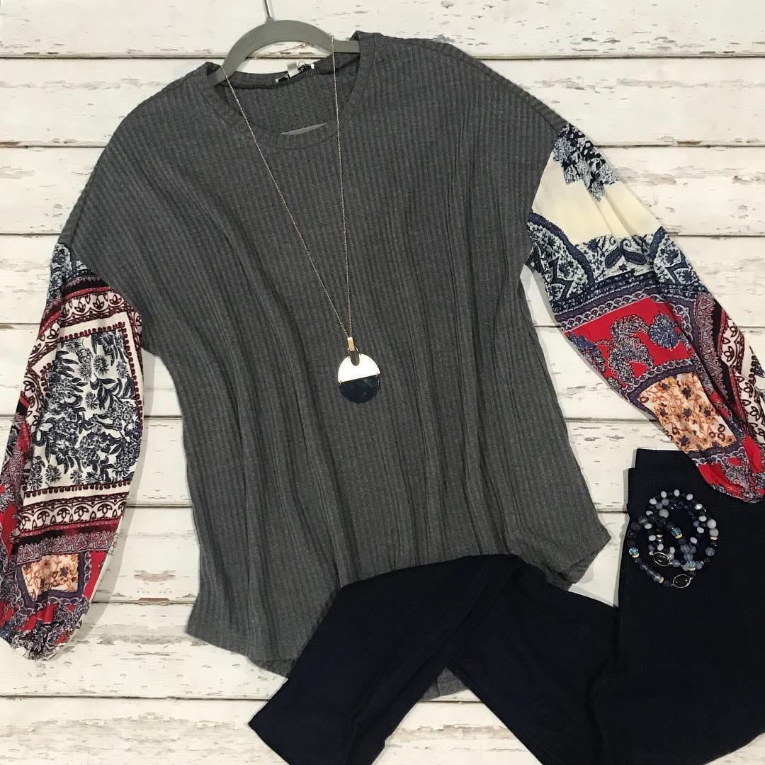 Post 6 by The Merry Market on Instagram (image)