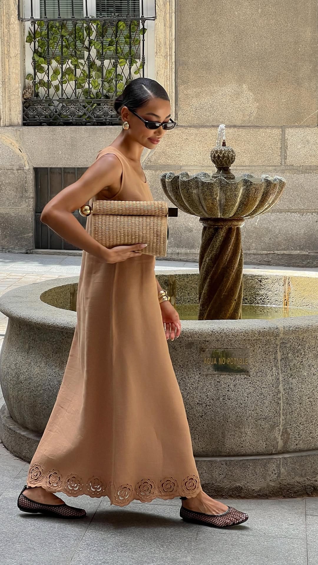 Post 6 by AG STUDIO on Instagram (video)