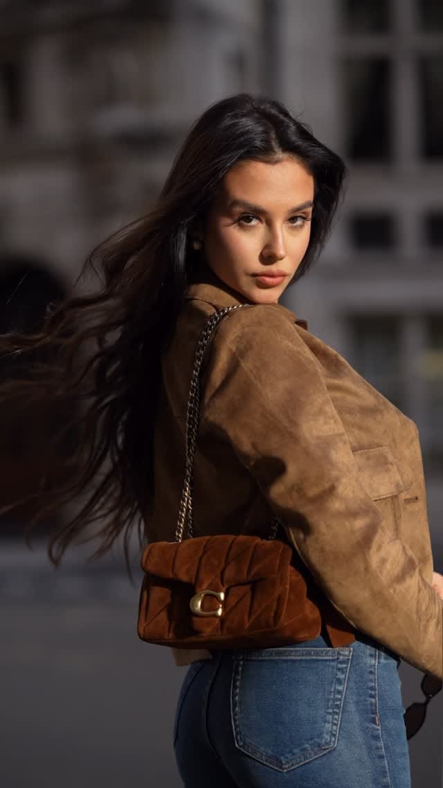 Post 2 by AMELIA TROCHIMCZUK on Instagram (video)