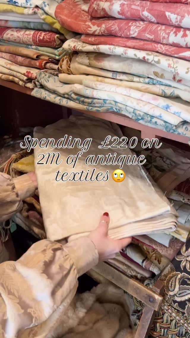 Post 3 by SPILT MILK on Instagram (video)