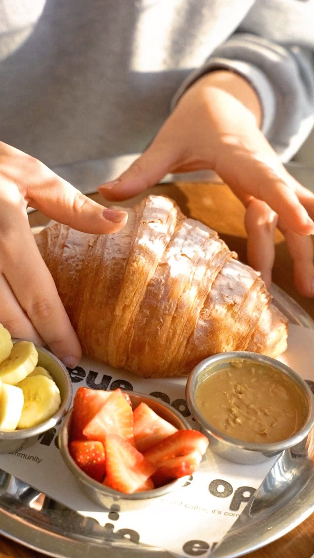 Post 2 by Eye Opia Coffee Shop Ⓡ on Instagram (video)