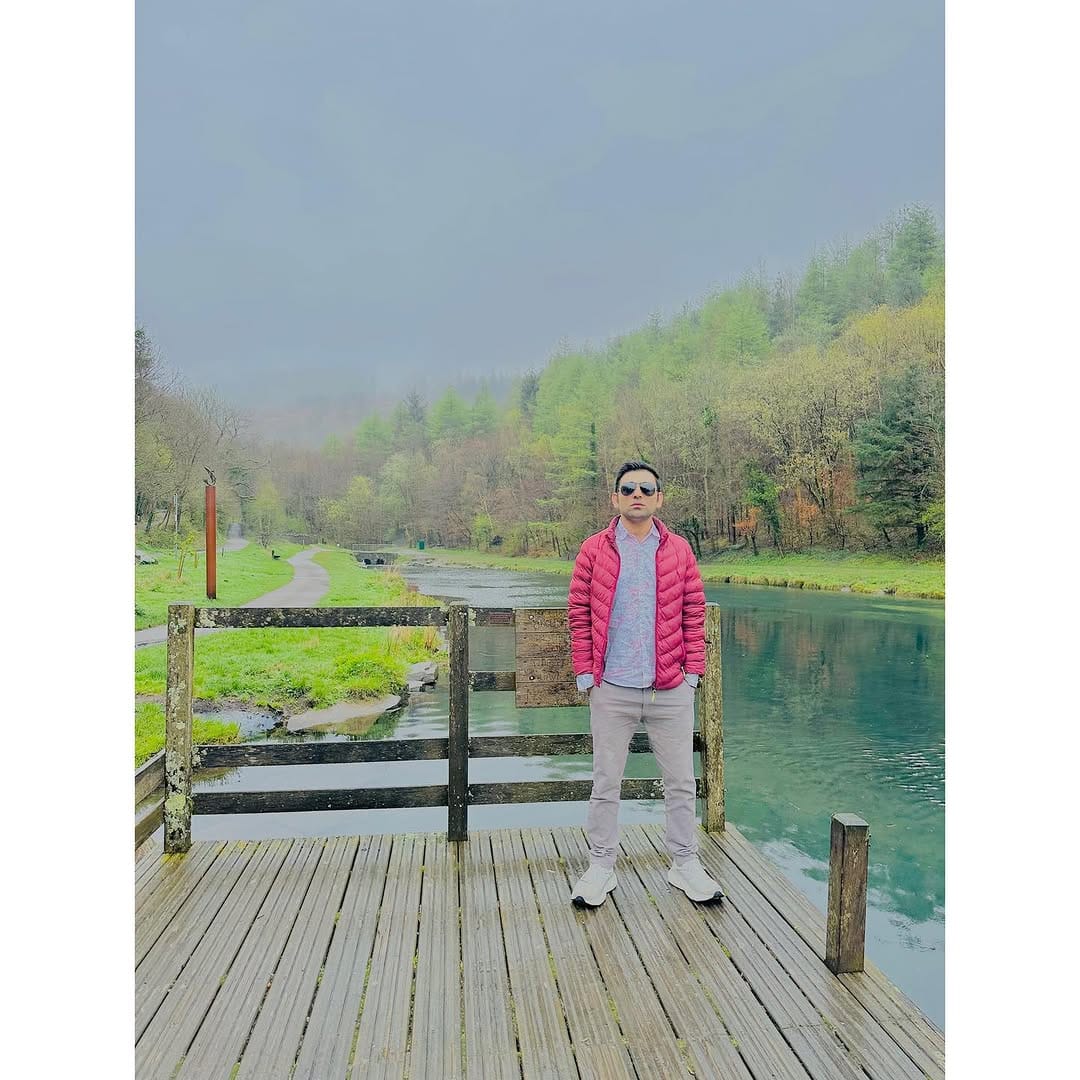 Post 10 by عارف افریدی on Instagram (image)