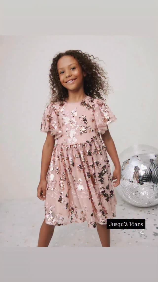 Post 7 by Alger fashion pour enfants on Instagram (video)