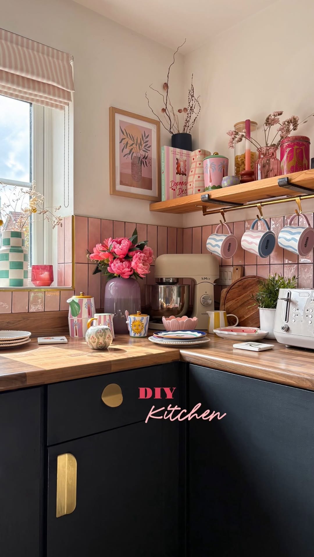 Post 3 by Farwa | Colourful but calm home decor on Instagram (video)
