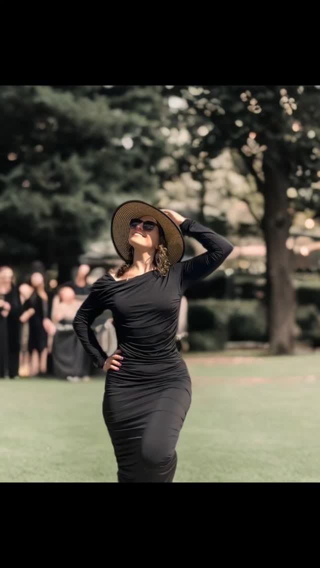 Post 2 by We Are Curves on Instagram (video)
