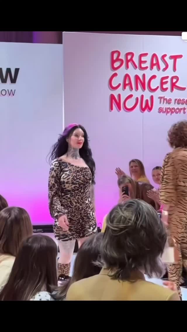 Post 6 by We Are Curves on Instagram (video)