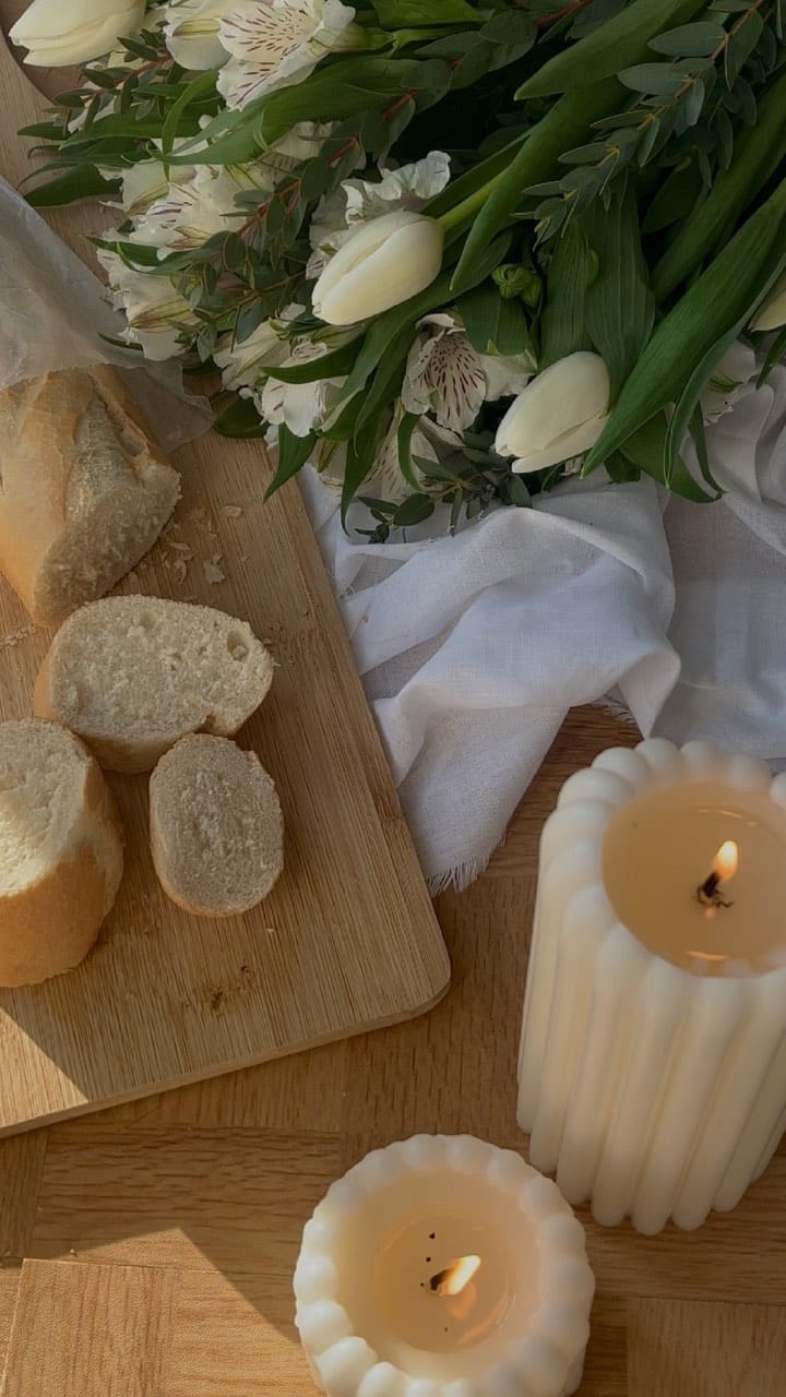Post 7 by Luxury Candle Studio on Instagram (video)