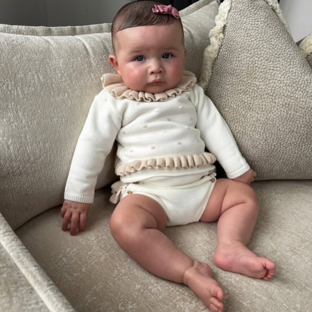 Post 7 by BABIESINESSEX on Instagram (image)