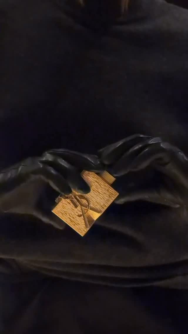Post 6 by Hetty Appleton-Miles | Fashion Stylist on Instagram (video)