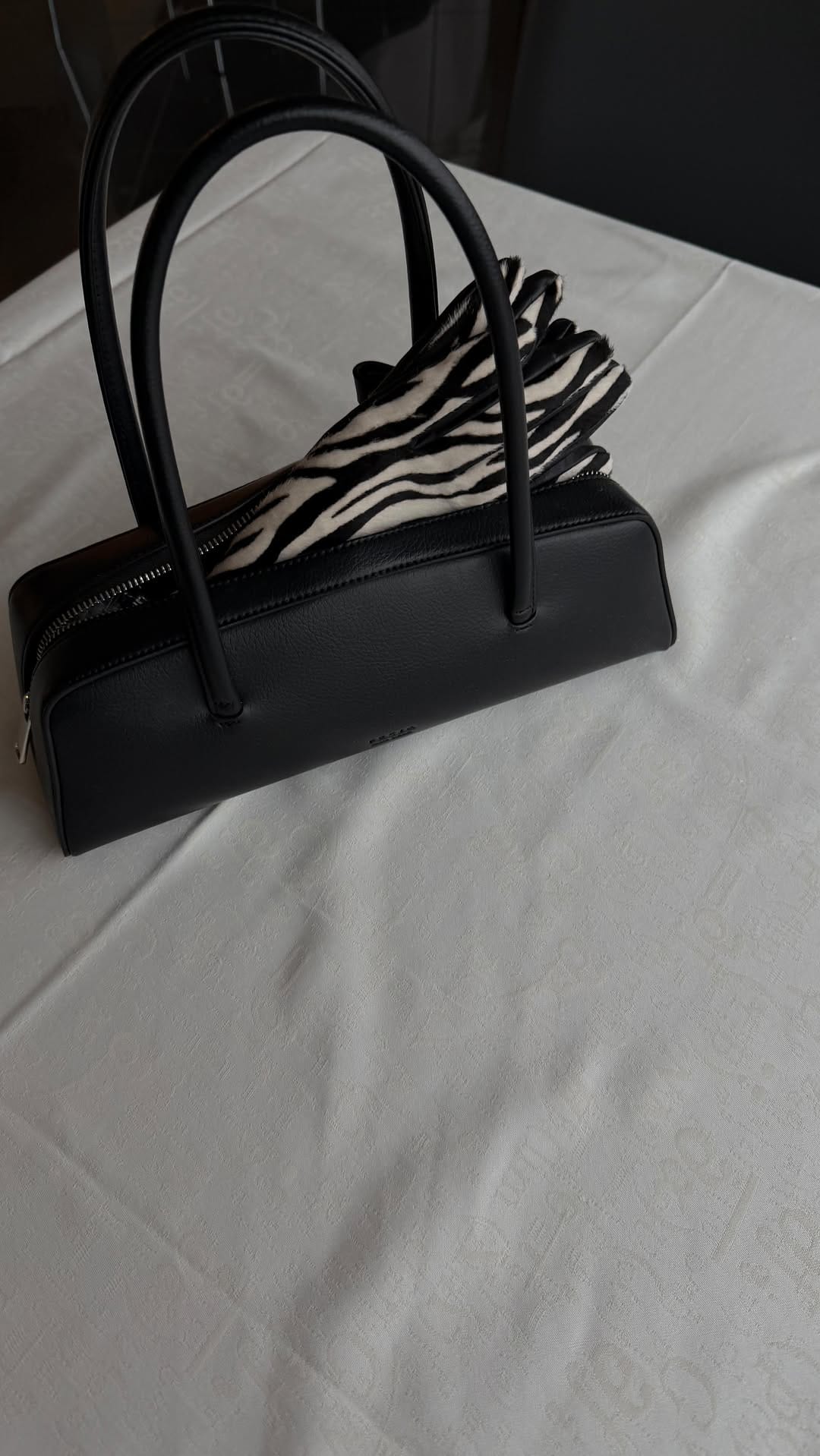 Post 1 by Hetty Appleton-Miles | Fashion Stylist on Instagram (video)