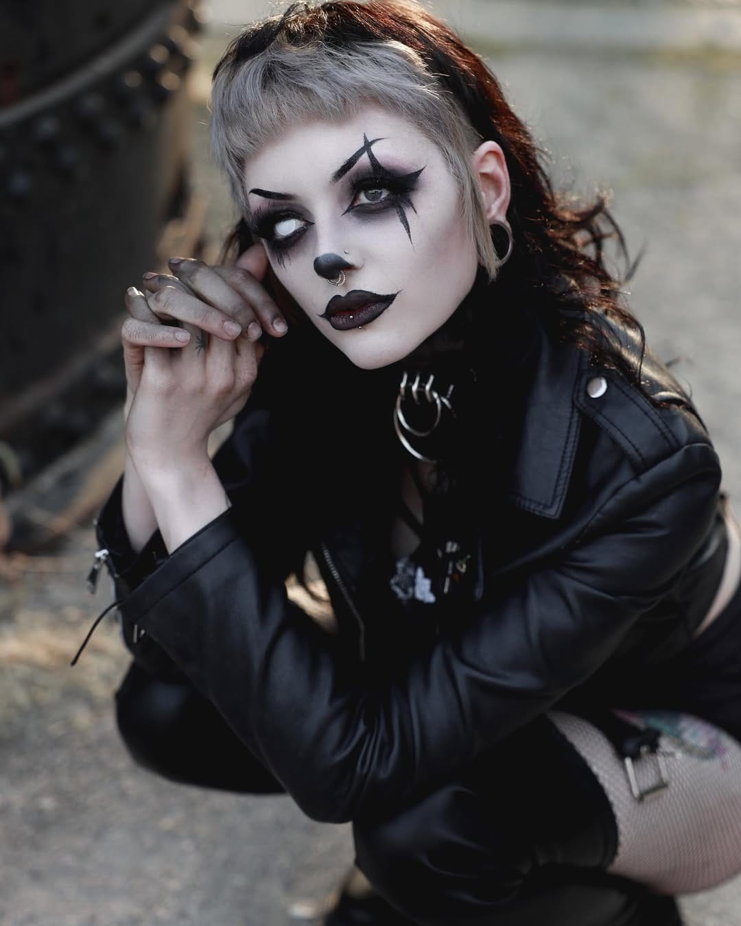 Post 10 by Rowan Claire on Instagram (image)