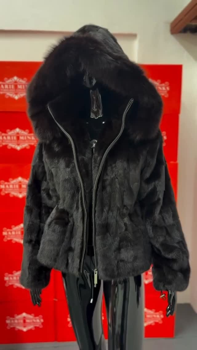 Post 9 by Marie Maughaan on Instagram (video)