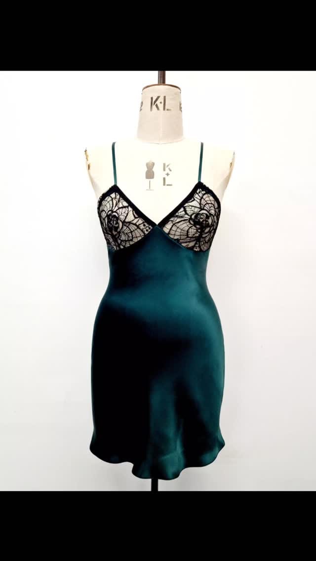 Post 7 by Emma Harris Lingerie on Instagram (video)