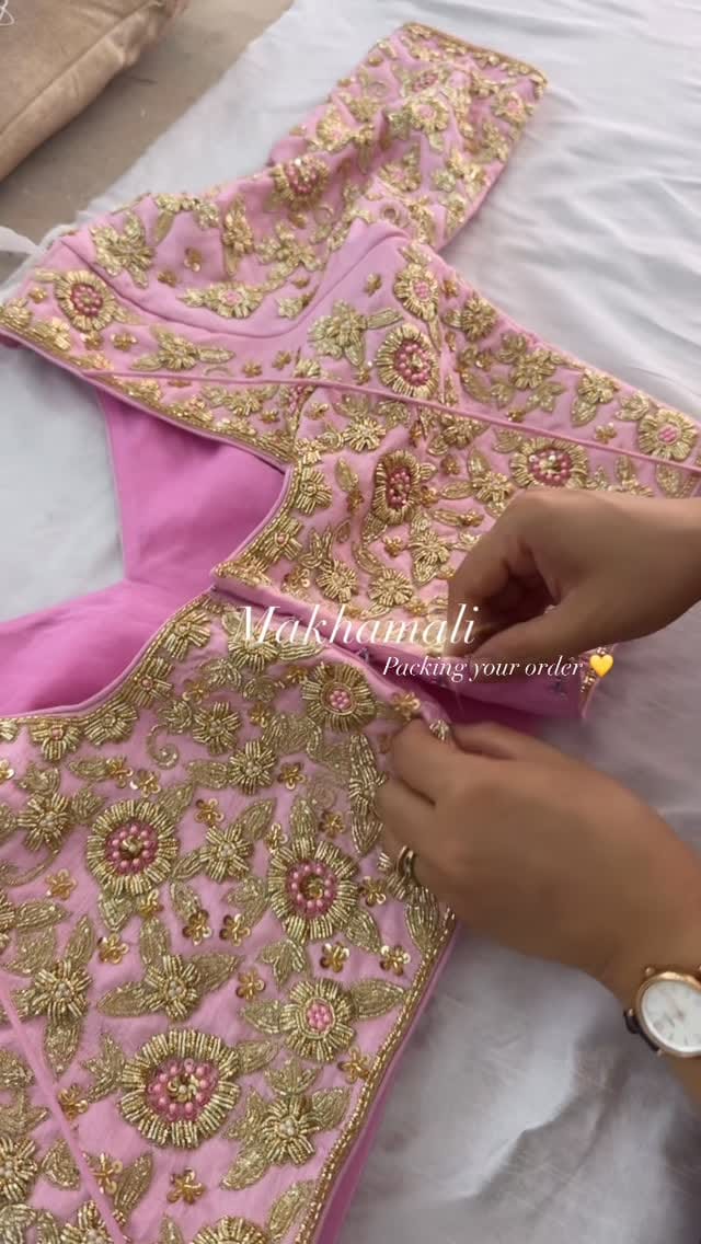 Post 3 by M A K H A M A L I on Instagram (video)
