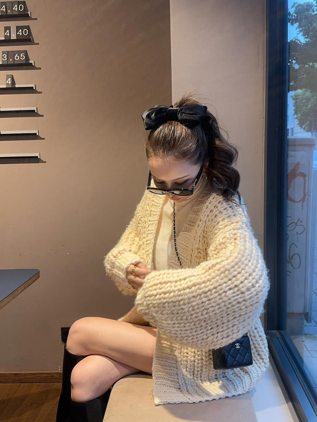 Post 10 by aya on Instagram (carousel)