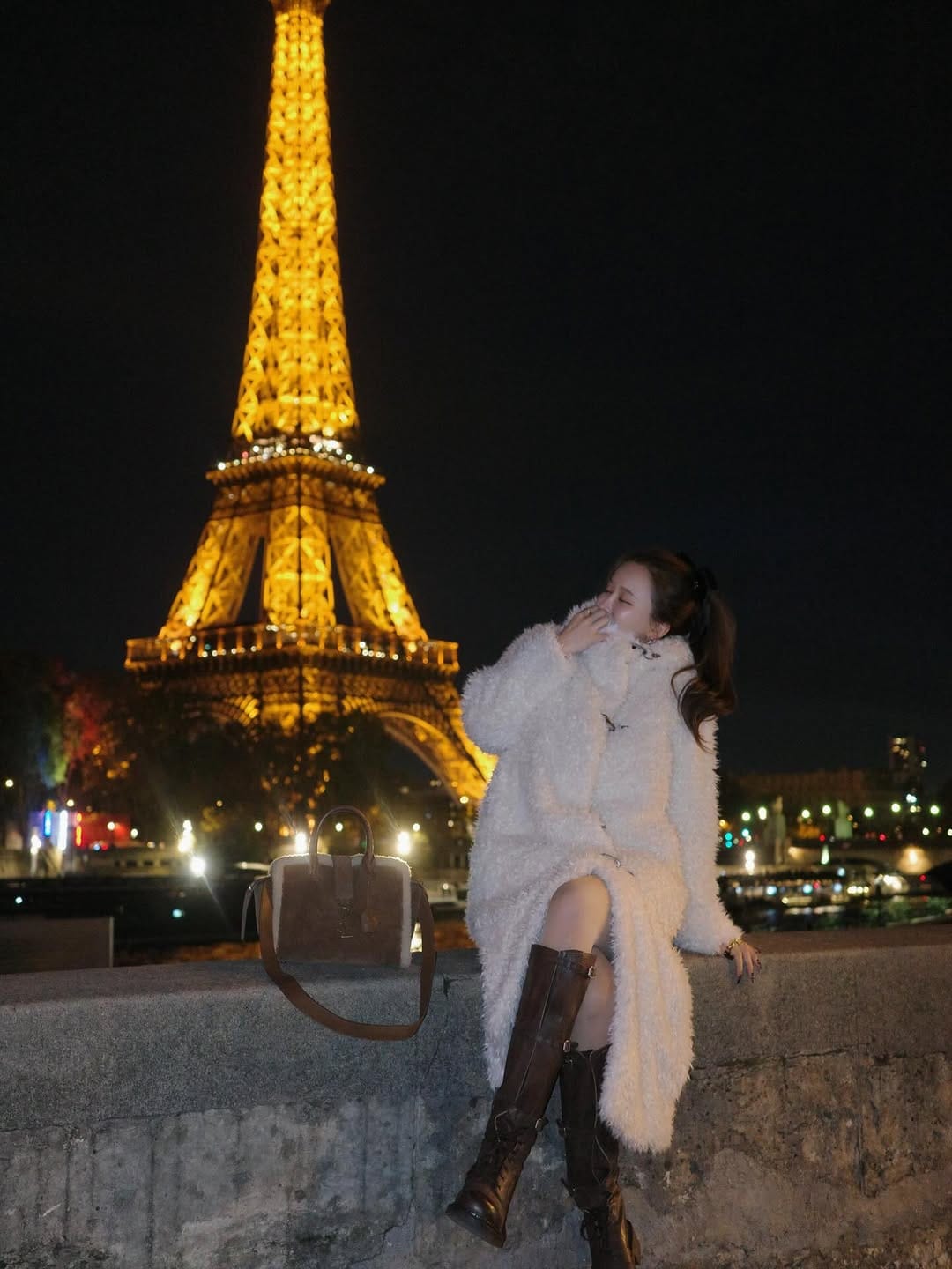 Post 6 by aya on Instagram (carousel)