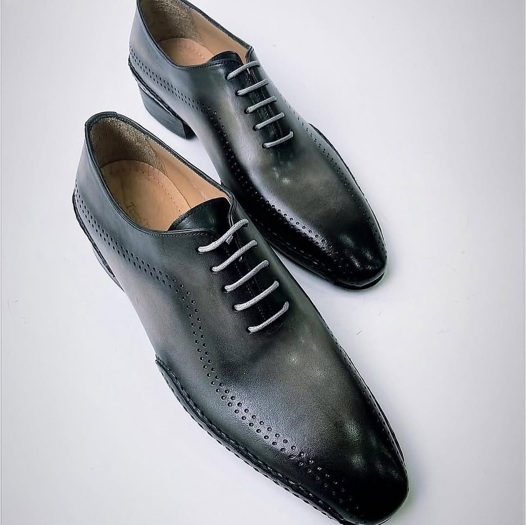 Post 4 by TucciPolo Handmade Shoes on Instagram (carousel)
