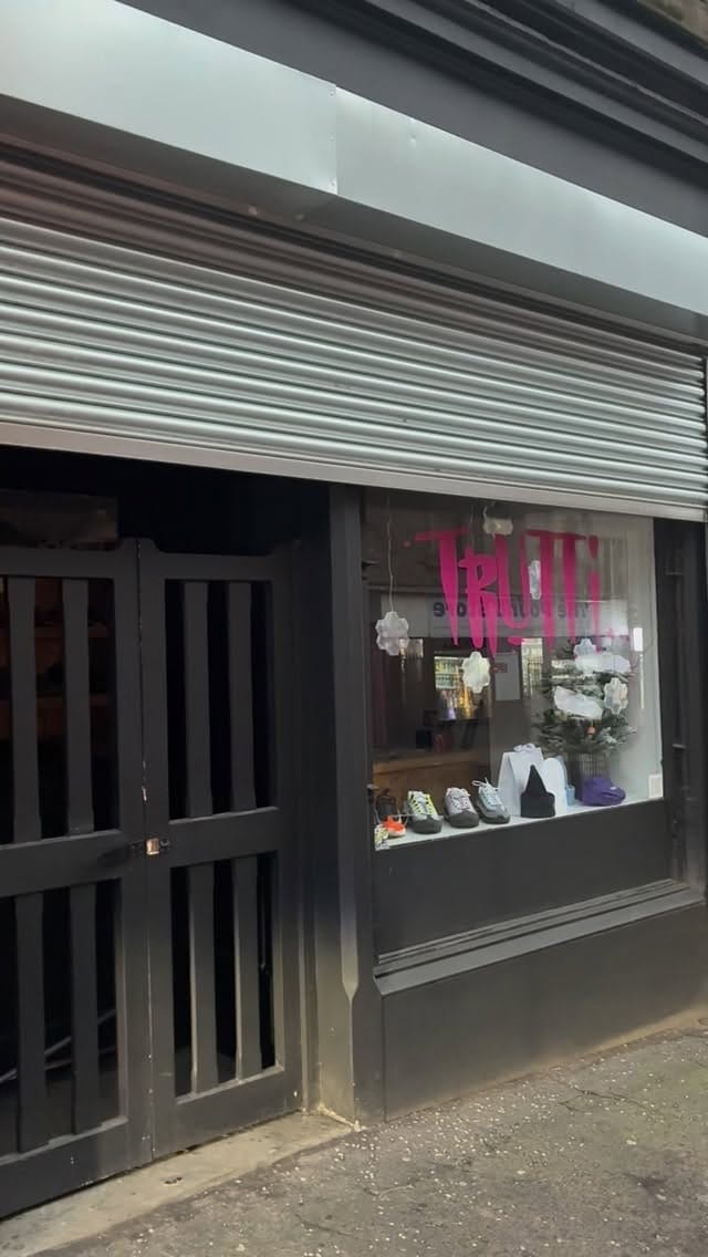 Post 1 by Trutti on Instagram (video)