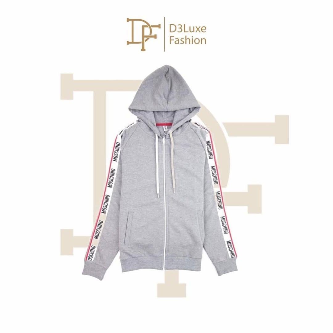 Post 2 by D3Luxe Fashion Ltd on Instagram (image)