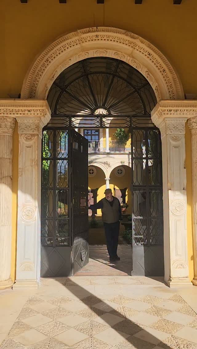 Post 5 by Amaia London on Instagram (video)