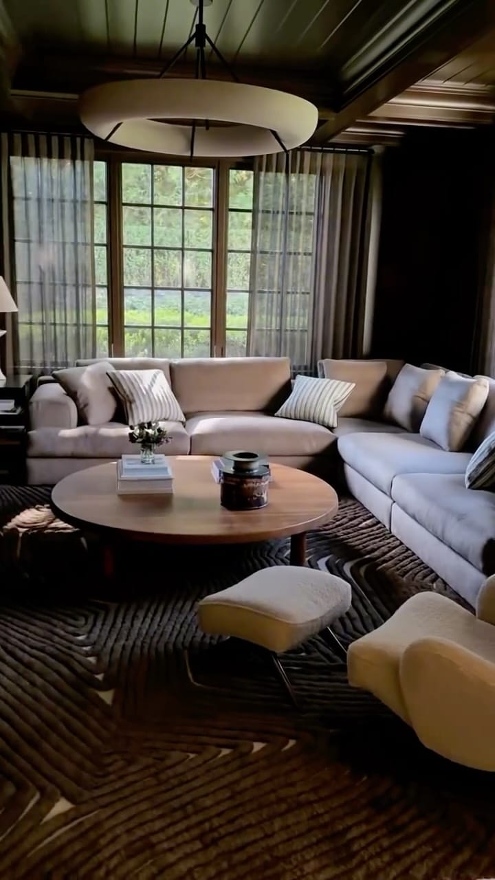 Post 6 by Sacco Carpet on Instagram (video)