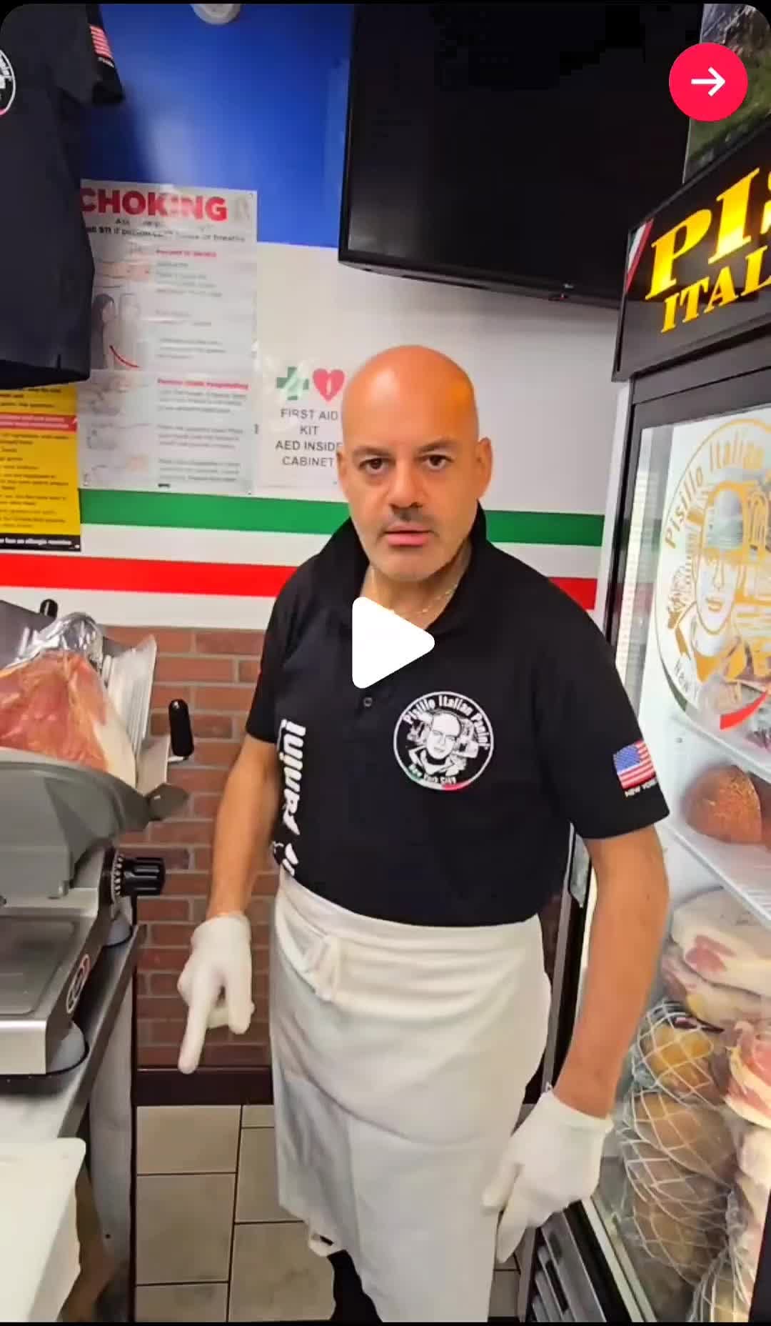 Post 2 by Pisillo Italian Panini 🇮🇹❤🇺🇸 on Instagram (video)