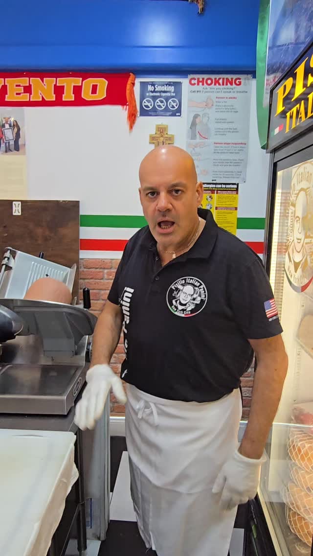 Post 9 by Pisillo Italian Panini 🇮🇹❤🇺🇸 on Instagram (video)