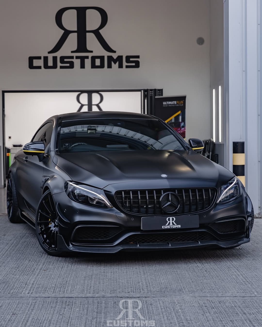 Post 9 by RR CUSTOMS LONDON on Instagram (carousel)