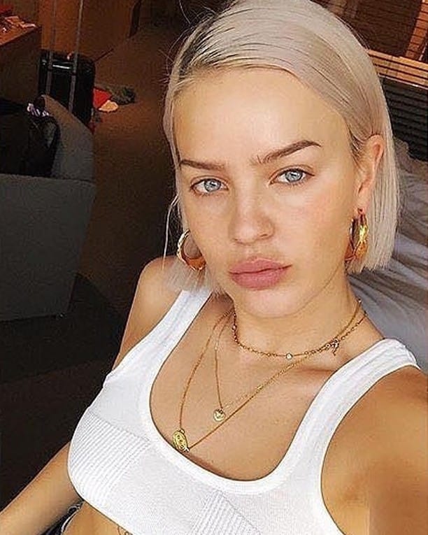 Post 9 by Stööki on Instagram (carousel)
