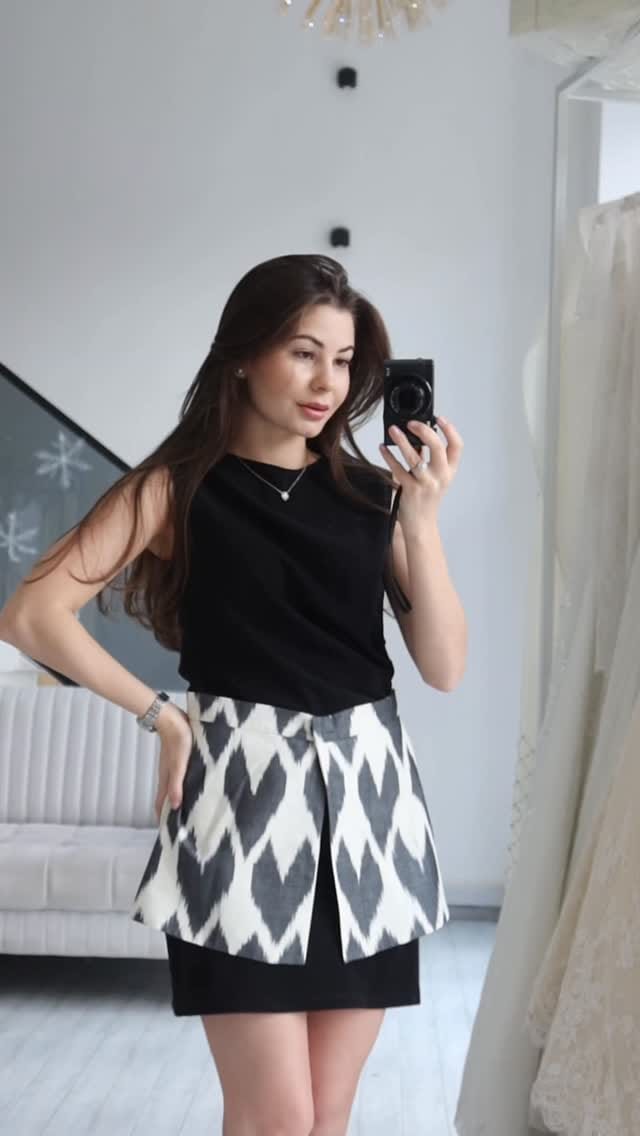 Post 2 by Эксклюзивные национальные наряды on Instagram (video)