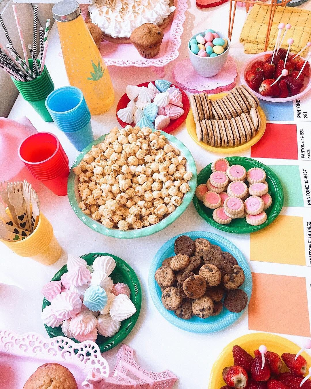 Post 4 by JULI SANTINI OFFICIEL ୨୧ on Instagram (carousel)