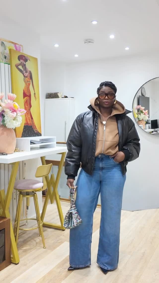 Post 9 by Abisolaken on Instagram (video)