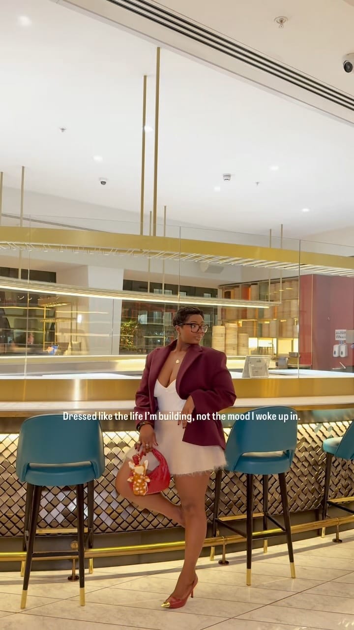 Post 4 by Abisolaken on Instagram (video)