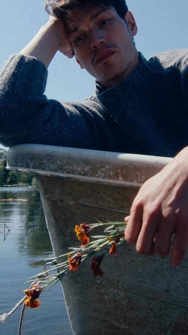Post 10 by Bosie Knitwear on Instagram (video)