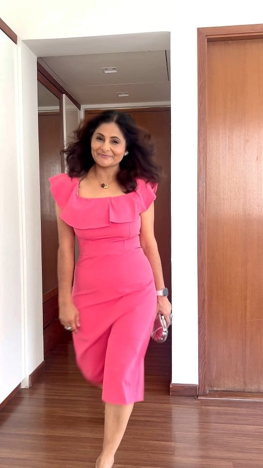 Post 6 by FREESPIRITS | Classy Women’s Fashion UK on Instagram (video)