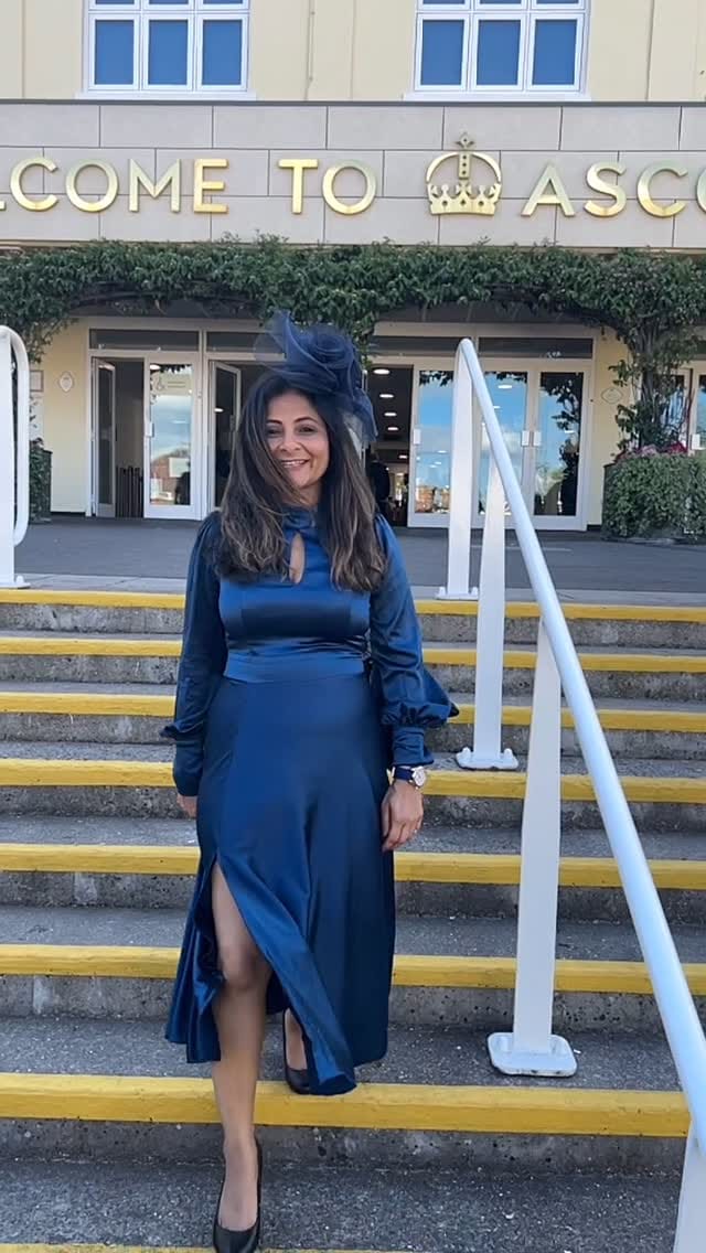 Post 2 by FREESPIRITS | Classy Women’s Fashion UK on Instagram (video)