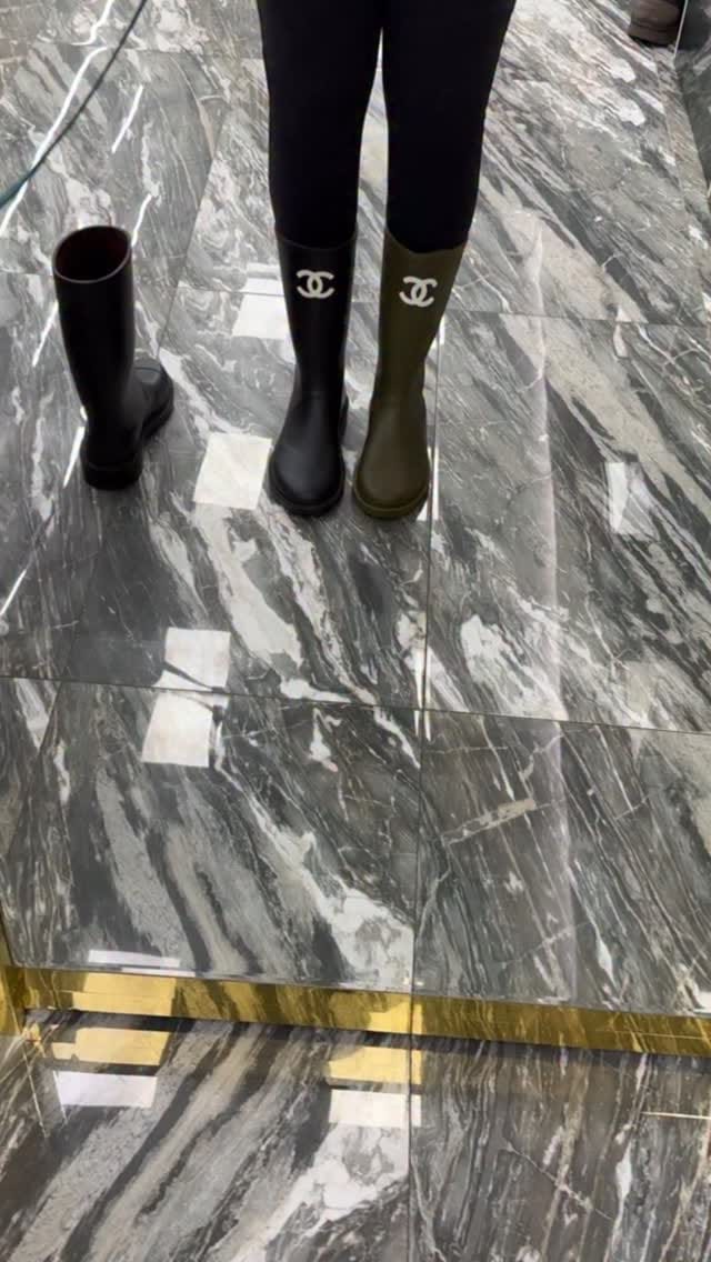 Post 10 by @shoppingbynazz on Instagram (video)