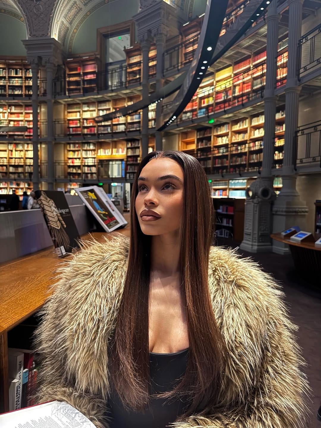 Post 3 by JADE RÉGENT on Instagram (carousel)