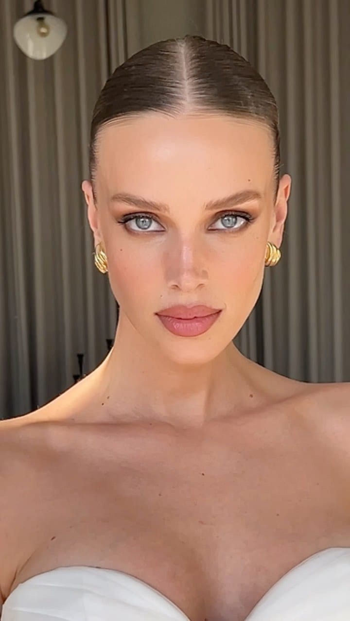 Post 9 by Gosia Guzowska on Instagram (video)