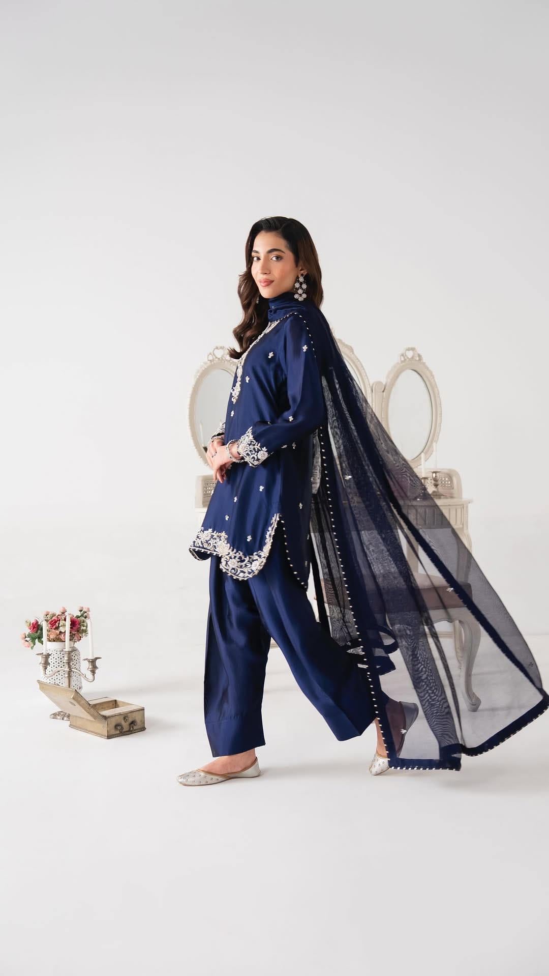 Post 6 by Safa Couture™ on Instagram (video)