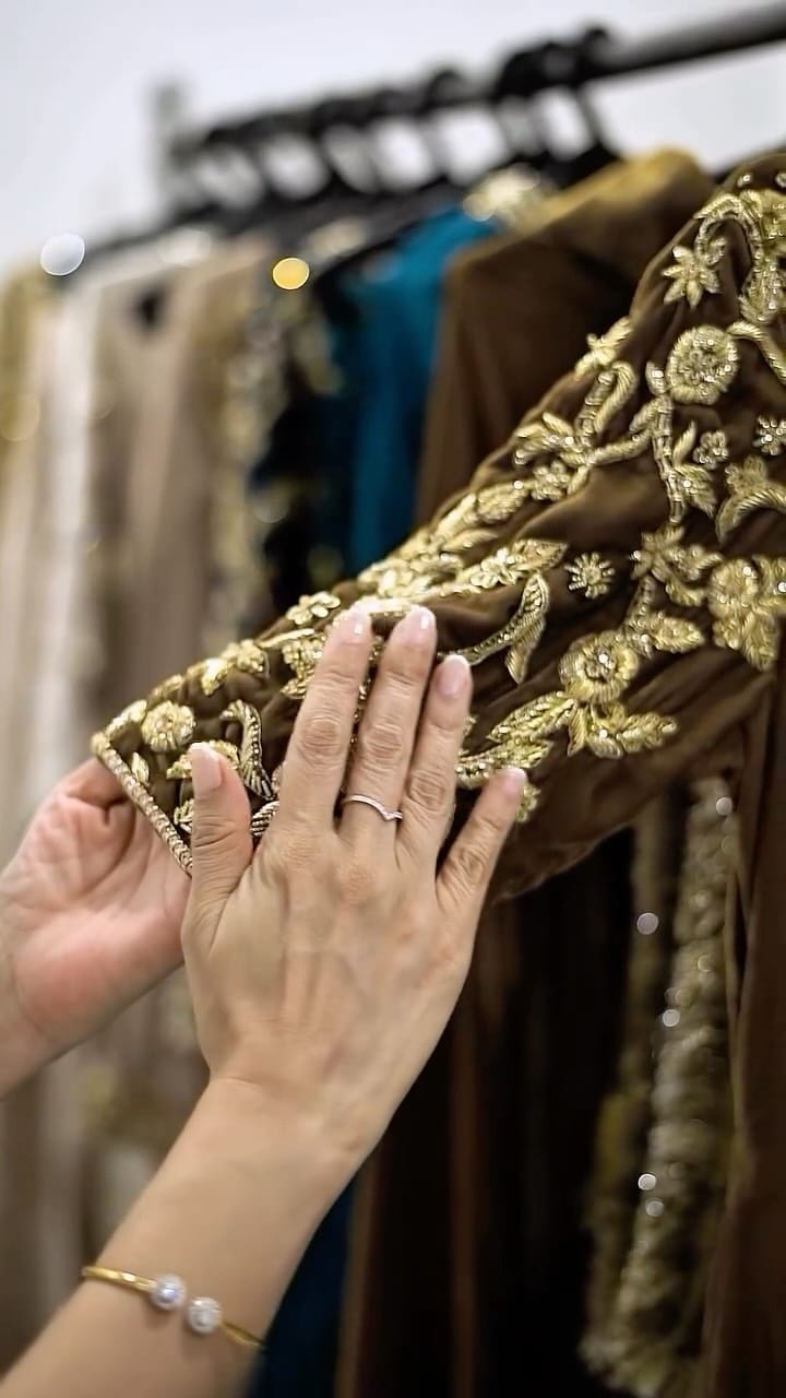 Post 3 by Safa Couture™ on Instagram (video)