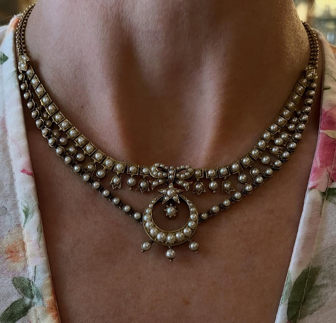 Post 8 by A R Ullmann Antique Jewellery on Instagram (image)