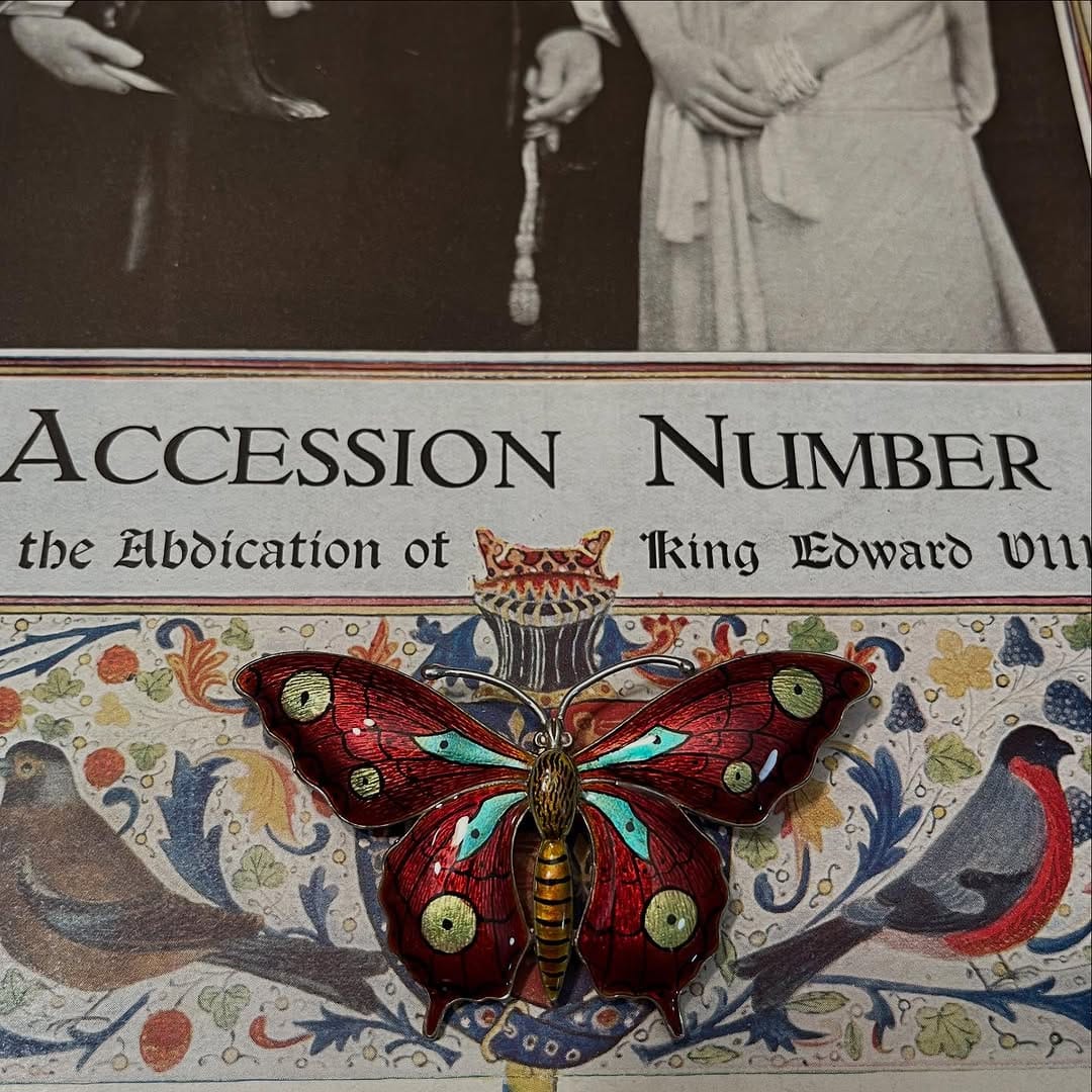 Post 3 by A R Ullmann Antique Jewellery on Instagram (image)