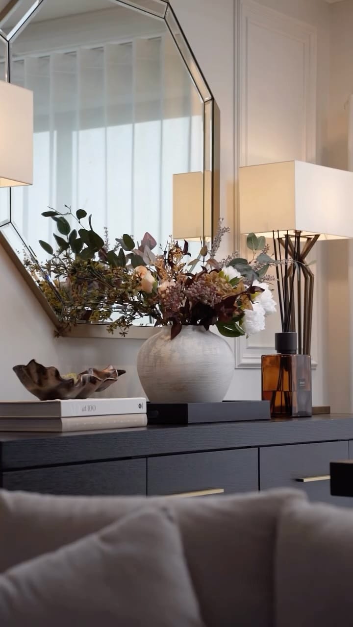 Post 3 by INTERIOR | HOME | DECOR on Instagram (video)